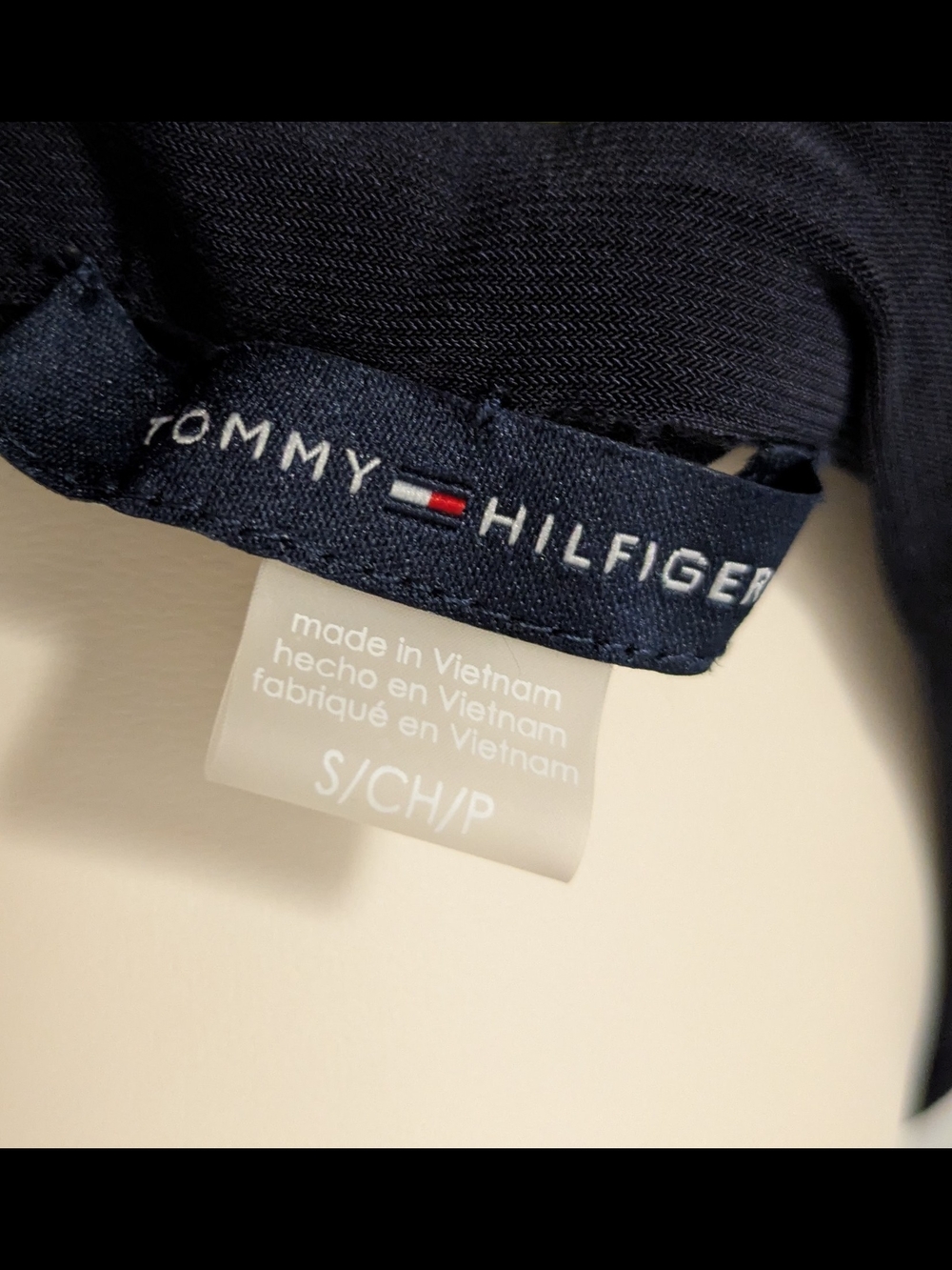 Tommy Hilfiger Sleeveless Navy Twist-Front Women’s Top - Picture 5 of 5